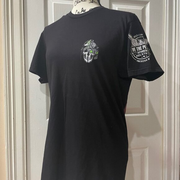 WE THE PEOPLE HOLSTERS T-SHIRT SIZE MEDIUM - Picture 11 of 14